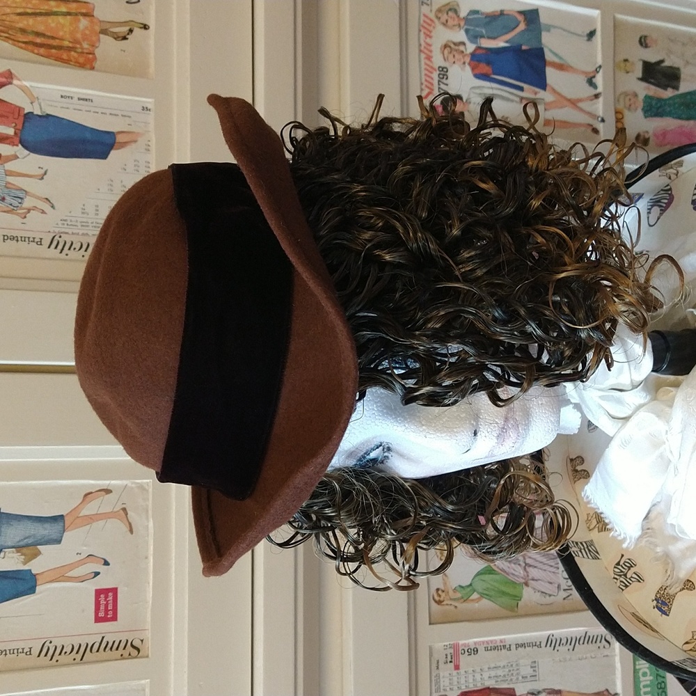 100% wool brown brimmed hat